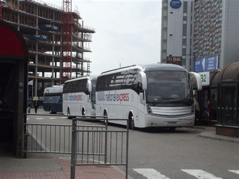 national express coaches to cardiff.